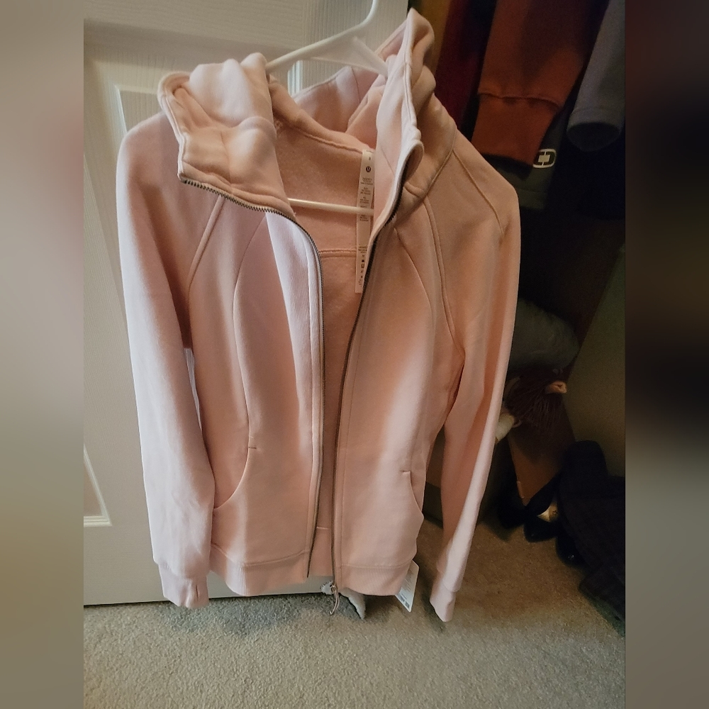 Lululemon Scuba, New with tags, pink, size 8